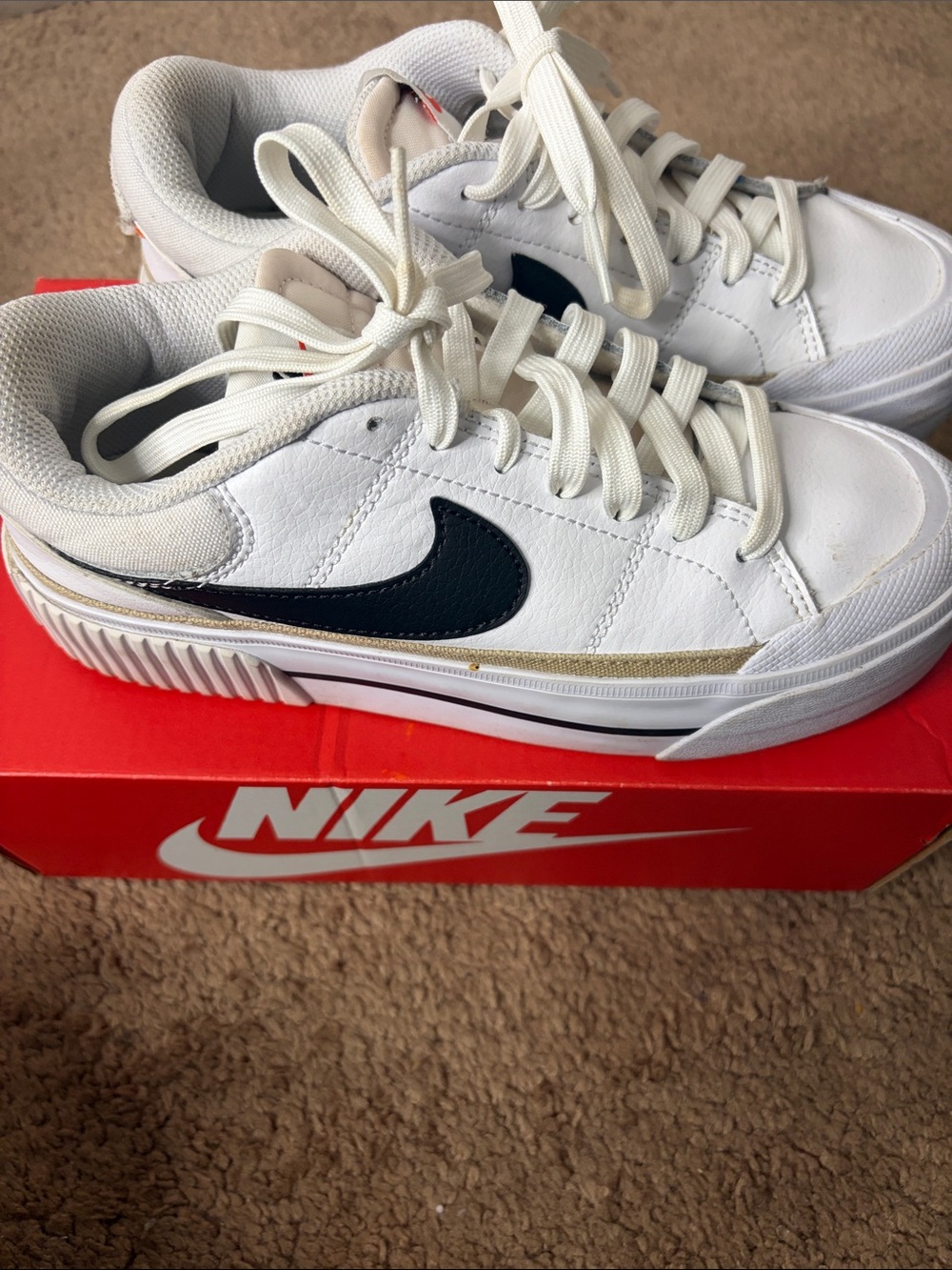 Nike Court Legacy Lift